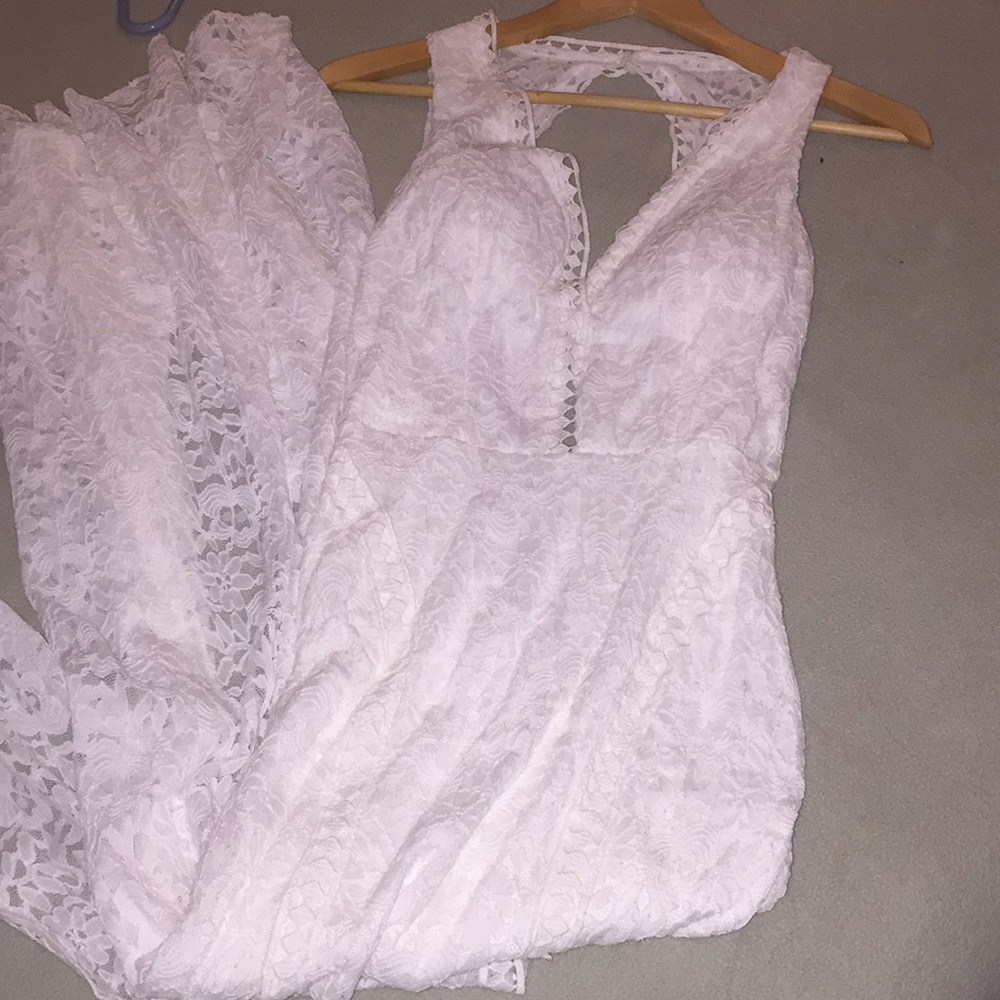 Lace wedding dress